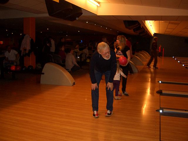 Chapter-Bowling 08.JPG