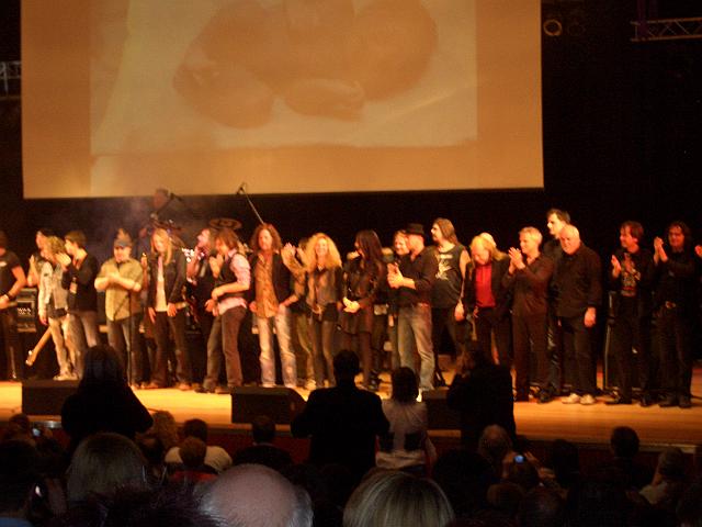 ROCK 4 HAITI 08.JPG