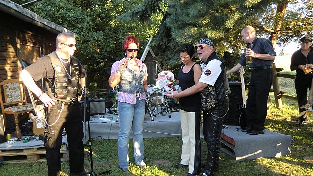 Party 04.JPG