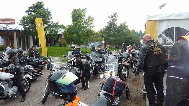 Friendship Ride 03.JPG